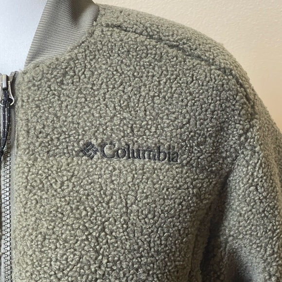 NWT COLUMBIA PUFFECT SHERPA BOMBER JACKET MSRP $190 OLIVE GREEN - Picture 7 of 17
